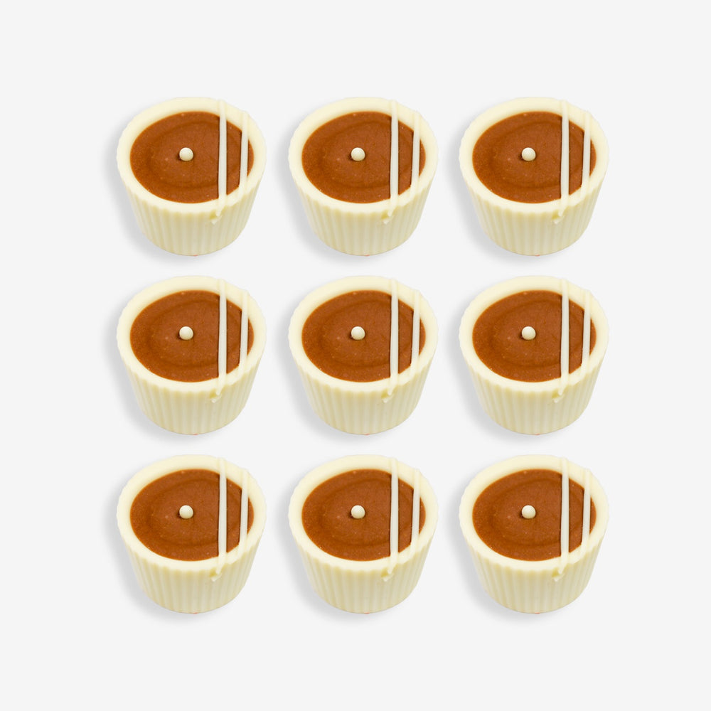 Macadamia Cup White (Single Chocolate)