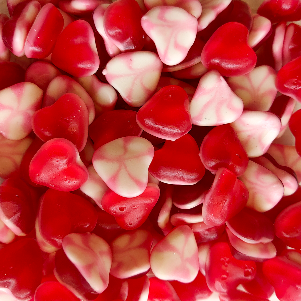 twisted hearts, heart lollies, heart shaped lollies, heart gummis, love heart lollies, heart shaped candy