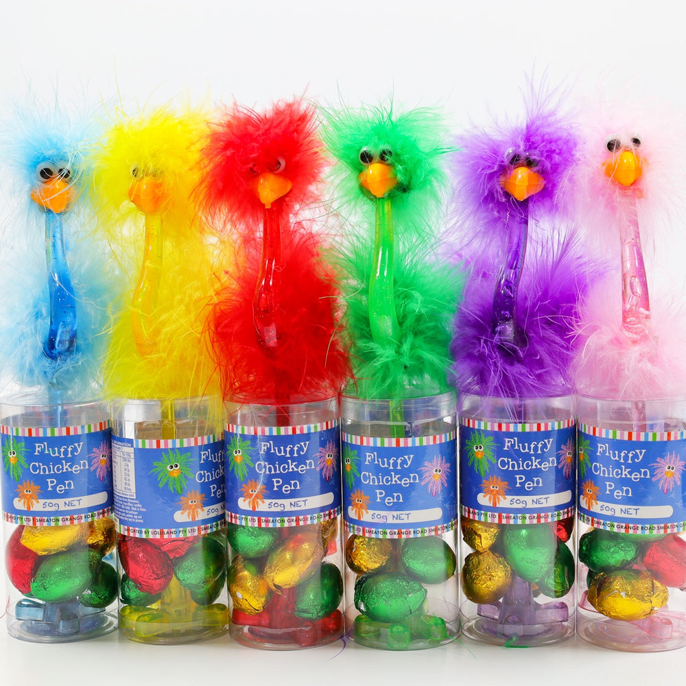 Fluffy Chicken Pen w/ Eggs